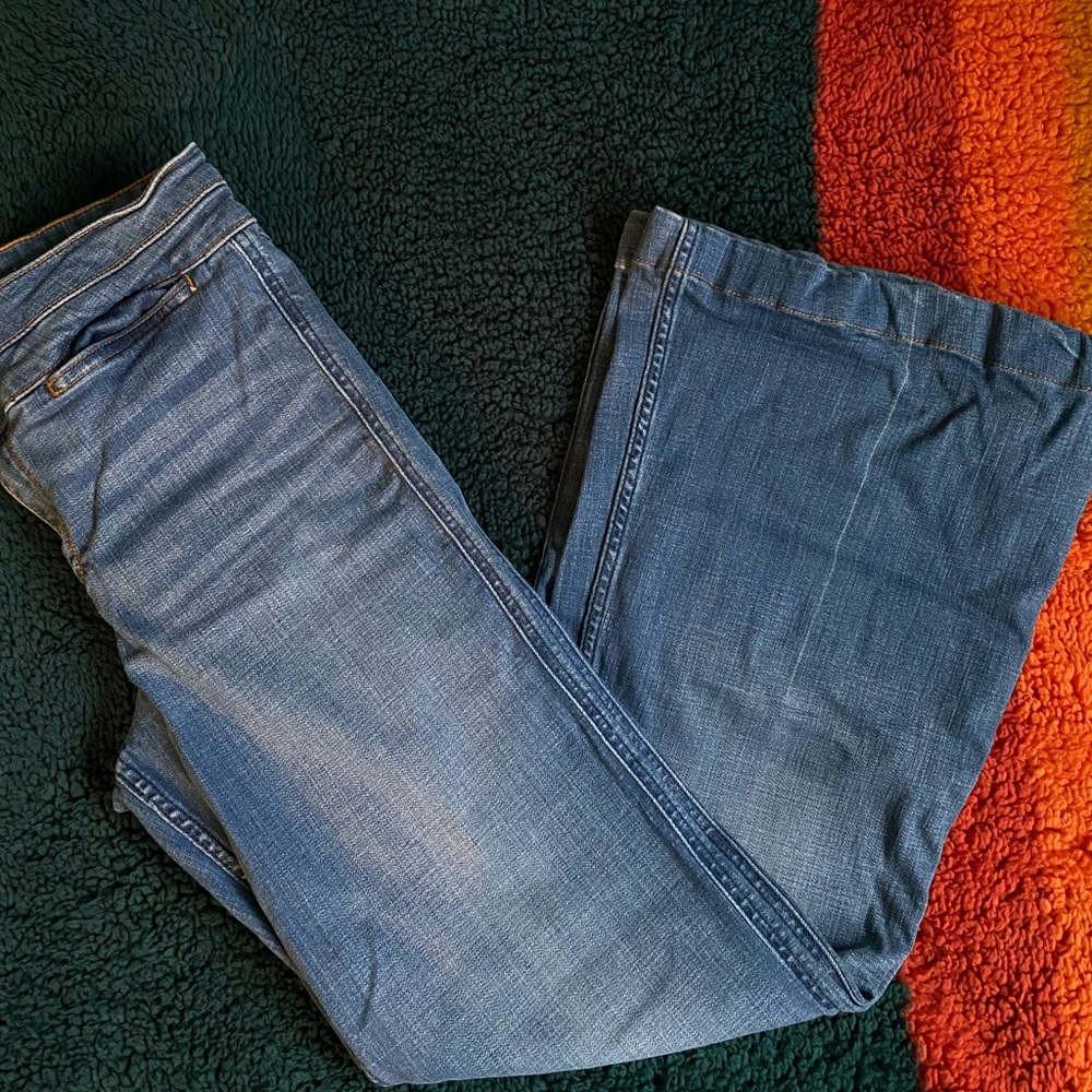 Abercrombie High Rise Wide Leg Flare Jeans